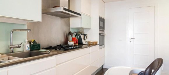 Квартира с 4 спальнями в Лиссабон, Португалия № 111113 13