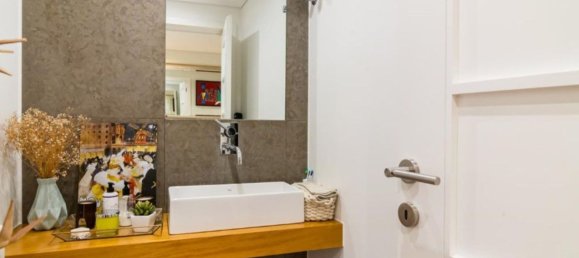 Квартира с 4 спальнями в Лиссабон, Португалия № 111113 25