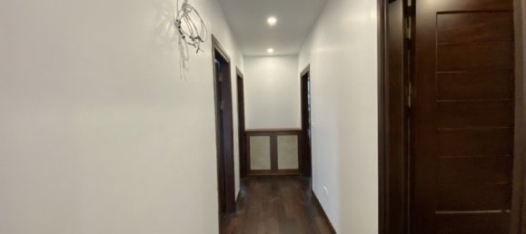 Apartamento de 3 dormitorios en Tay Ho, Vietnam No. 475 18