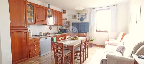 Квартира с 4 спальнями в Альгеро, Италия № 326426 4