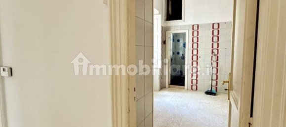 Apartamento T4 em Taranto, Italy N.º 342359 14