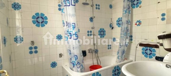 Apartamento T4 em Taranto, Italy N.º 342359 16