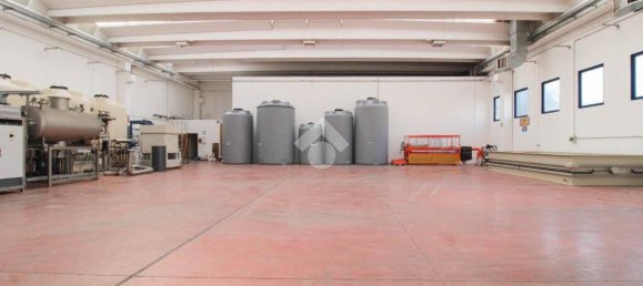 2 rooms Warehouse in Chiari, Italy No. 124663 7