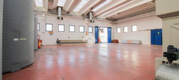 2 rooms Warehouse in Chiari, Italy No. 124663 10