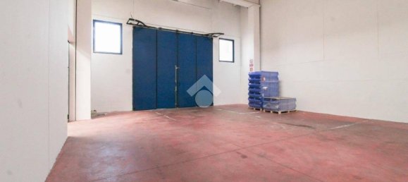 2 rooms Warehouse in Chiari, Italy No. 124663 12