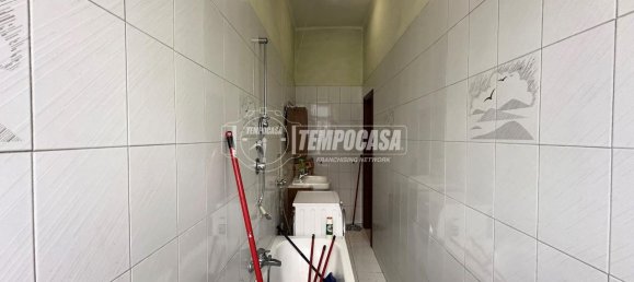 Apartamento de 3 habitaciónes en Turin, Italy No. 15112 15