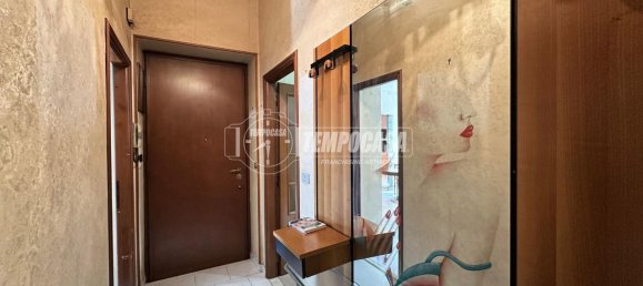 Apartamento de 3 habitaciónes en Turin, Italy No. 15112 12