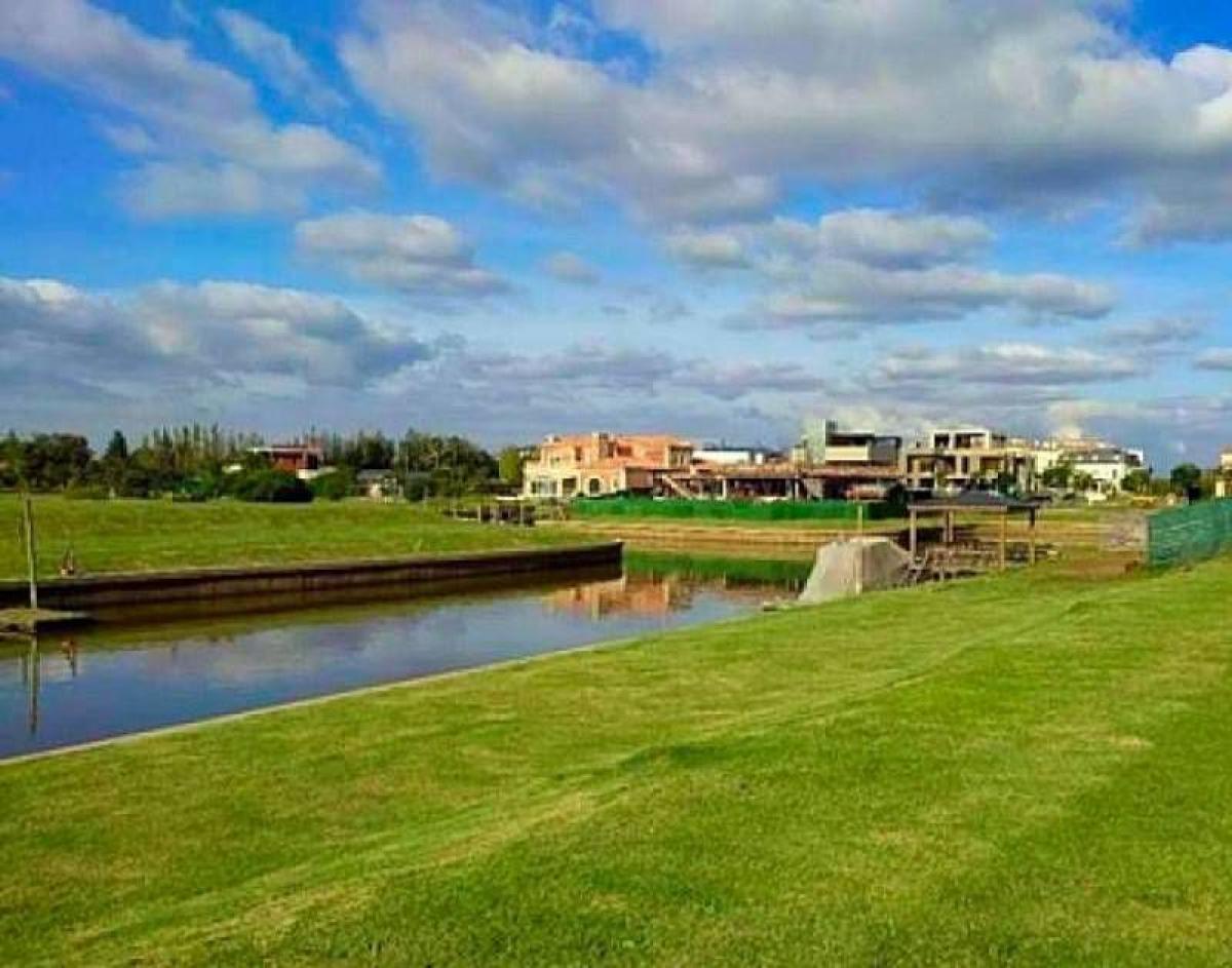 Terreno em Tigre, Argentina N.º 49880