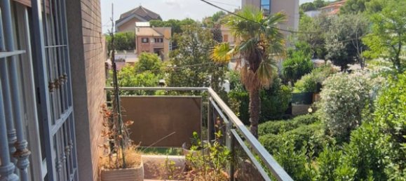 Квартира с 5 комнатами в Фальконара Мариттима, Италия № 300317 6