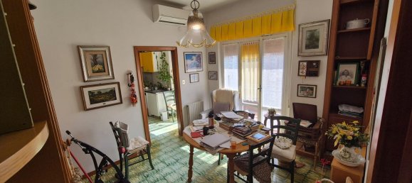 Квартира с 5 комнатами в Фальконара Мариттима, Италия № 300317 10