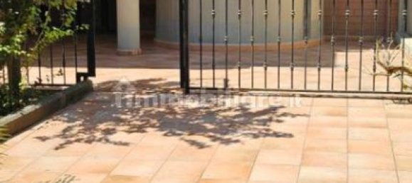 4 bedrooms House in Valenzano, Italy No. 273459 2