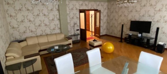 3 bedrooms Apartment in Nasimi, Azerbaijan No. 1697 7
