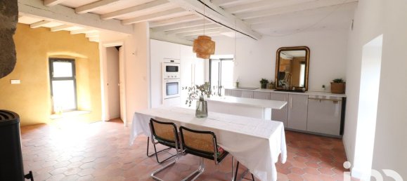 4 bedrooms House in Puy-de-Dome, France No. 317541 5