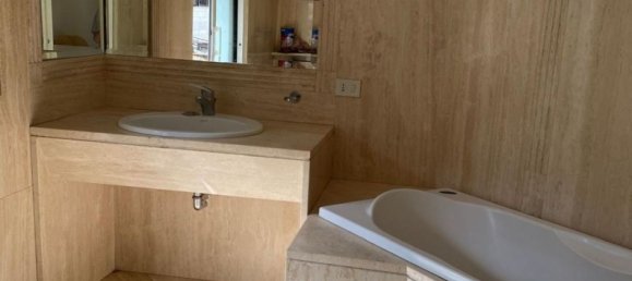 2 bedrooms Apartment in Rome, Italy No. 372169 11