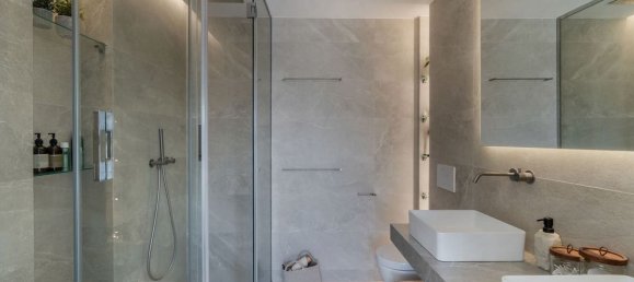 3 bedrooms Penthouse in La Quinta, Spain No. 180790 15