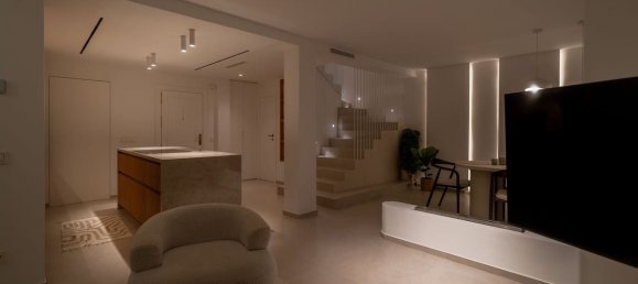 3 bedrooms Penthouse in La Quinta, Spain No. 180790 41