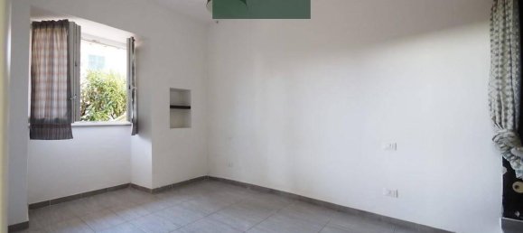 Apartamento de 4 habitaciónes en La Spezia, Italy No. 113821 18