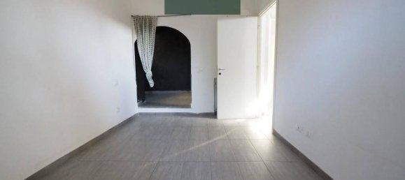 Apartamento de 4 habitaciónes en La Spezia, Italy No. 113821 21