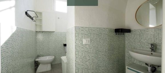 Apartamento de 4 habitaciónes en La Spezia, Italy No. 113821 29