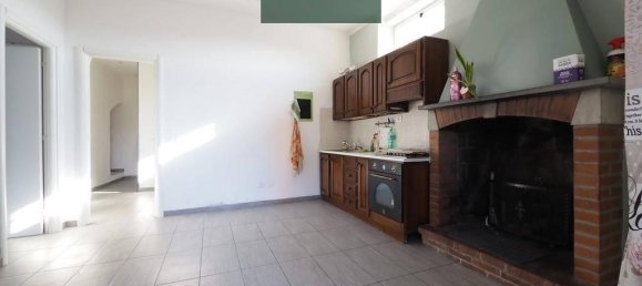 Apartamento de 4 habitaciónes en La Spezia, Italy No. 113821 11