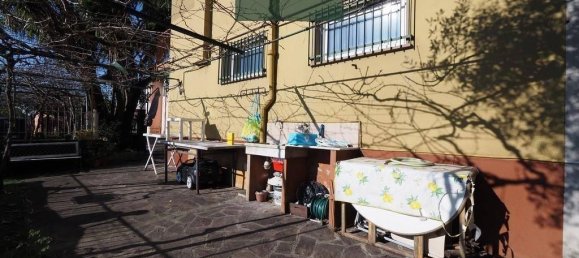 Apartamento de 4 habitaciónes en La Spezia, Italy No. 113821 5