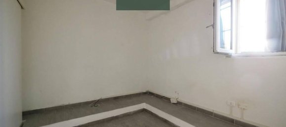 Apartamento de 4 habitaciónes en La Spezia, Italy No. 113821 26