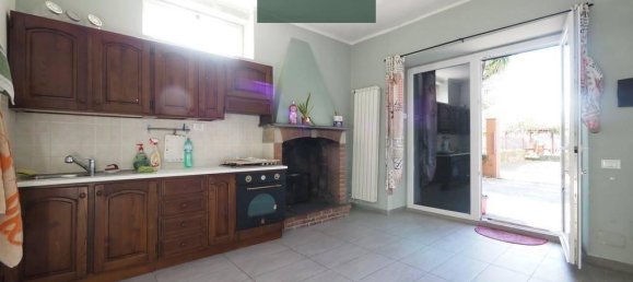 Apartamento de 4 habitaciónes en La Spezia, Italy No. 113821 14