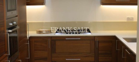 2 bedrooms Apartment in Sliema, Malta No. 8680 3