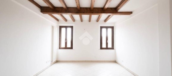 1 bedroom Apartment in Novi di Modena, Italy No. 307254 3