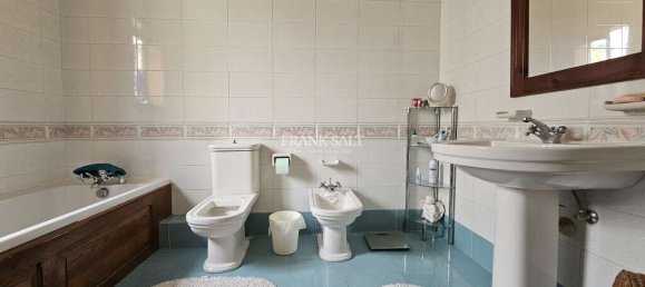 Apartamento de 3 dormitorios en Swieqi, Malta No. 150 5