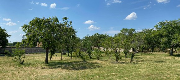 Casa de 3 dormitorios en Crouzilles, France No. 250841 3