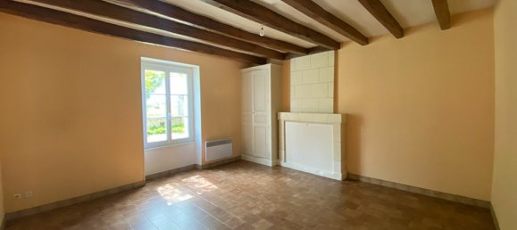 Casa de 3 dormitorios en Crouzilles, France No. 250841 4