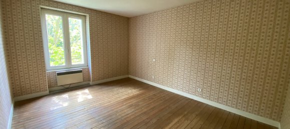 Casa de 3 dormitorios en Crouzilles, France No. 250841 9