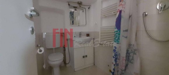 Apartamento de 3 habitaciónes en Genoa, Italy No. 21771 11