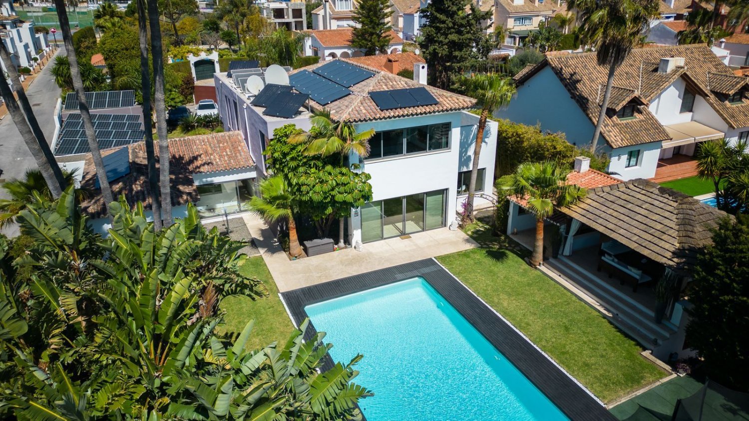 Villa T5 em Estepona, Spain N.º 135804