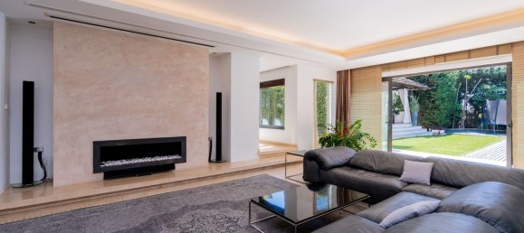 Villa T5 em Estepona, Spain N.º 135804 30