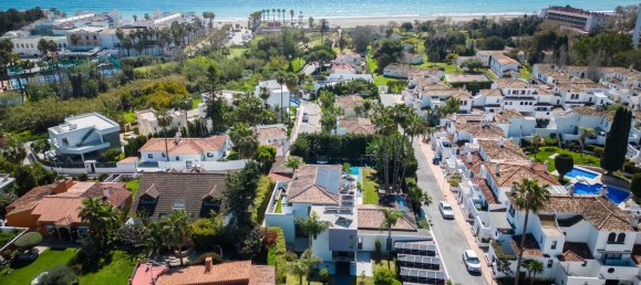 Villa T5 em Estepona, Spain N.º 135804 24