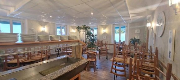 Дом с 9 спальнями в Треон, Франция № 82313 2