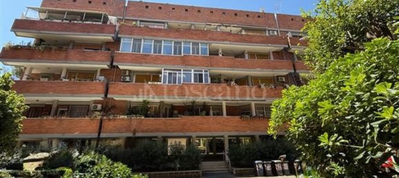 4 rooms Apartment in Rome, Italy No. 261541 23