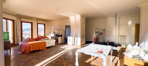 6-salle Appartement à Imperia, Italy No. 187053 11