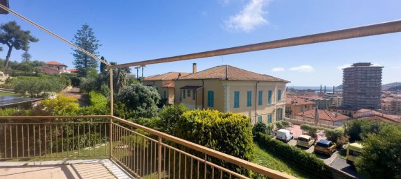 6-salle Appartement à Imperia, Italy No. 187053 21