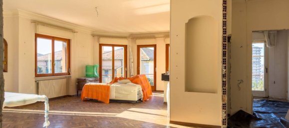 6-salle Appartement à Imperia, Italy No. 187053 2