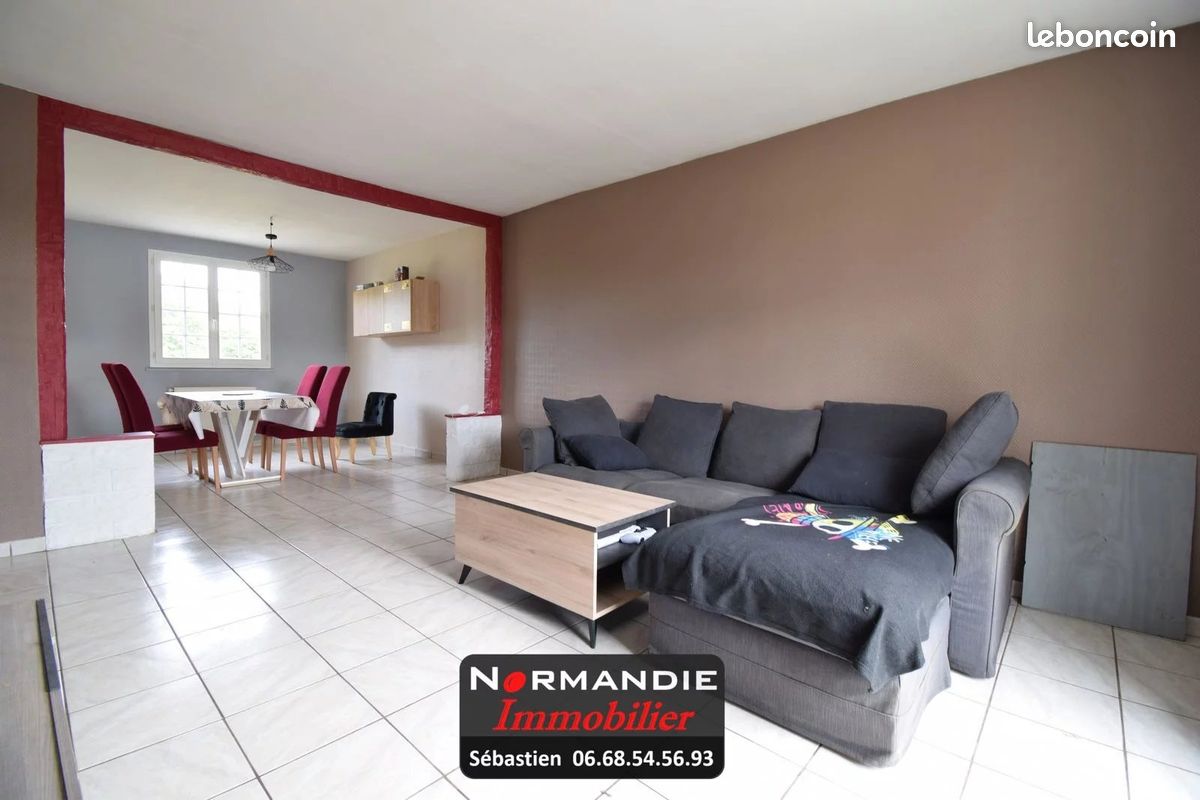 Casa de 3 dormitorios en Yerville, France No. 360647