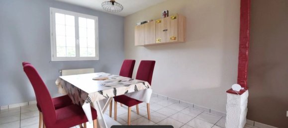 Casa de 3 dormitorios en Yerville, France No. 360647 4