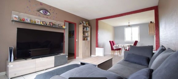 Casa de 3 dormitorios en Yerville, France No. 360647 2