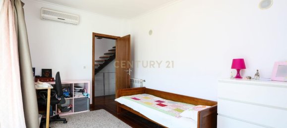 Дом с 5 спальнями в Одивелаш, Португалия № 102667 25