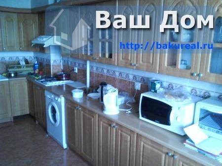 3 bedrooms Apartment in Baku, Azerbaijan No. 710