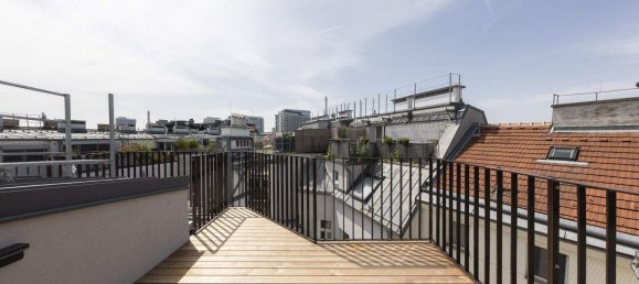 Квартира с 4 комнатами в Леопольдштадт, Австрия № 226984 5