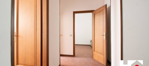 3غرفة مكتب في Brescia, Italy رقم 74004 5