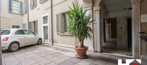 3غرفة مكتب في Brescia, Italy رقم 74004 20